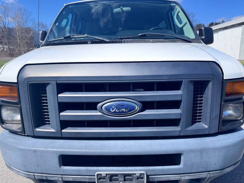 2014 Ford E-Series E-350 SD XL