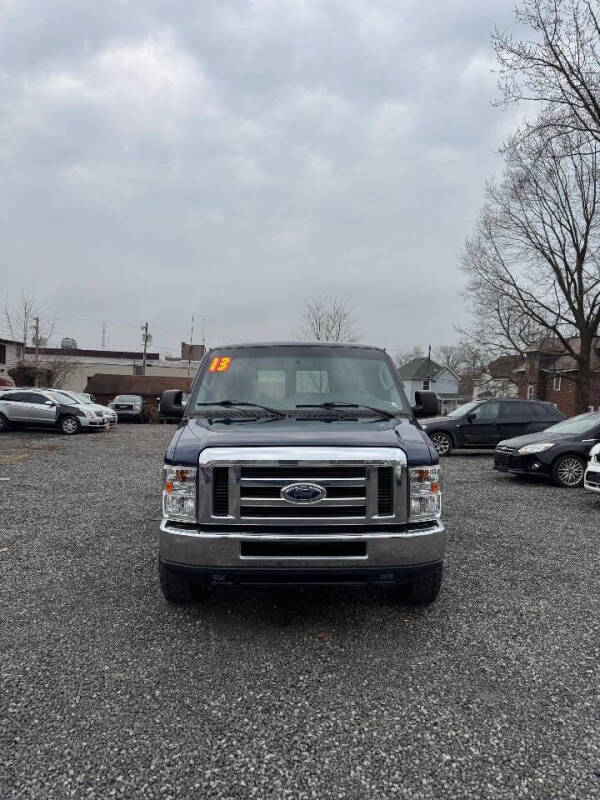 2013 Ford E-Series E-350 SD