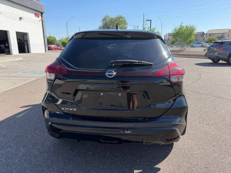 2022 Nissan Kicks S
