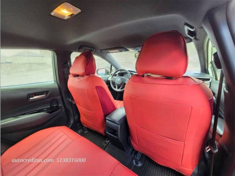 2020 Toyota Corolla Hatchback SE