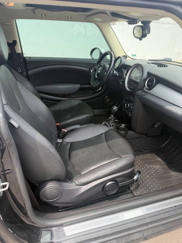 2011 MINI Cooper