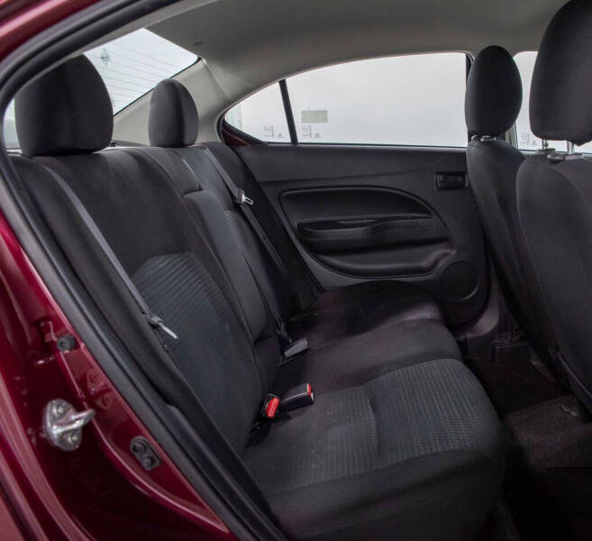 2024 Mitsubishi Mirage G4 ES