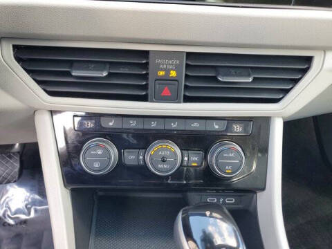 2023 Volkswagen Jetta SE