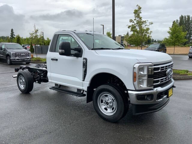 2025 Ford F-350 Super Duty XL