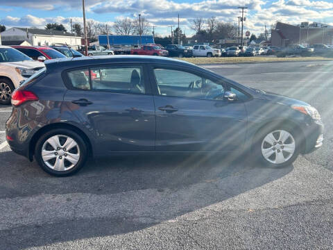 2016 Kia Forte5 LX