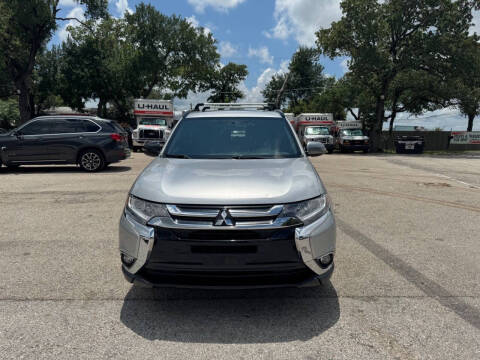 2018 Mitsubishi Outlander LE