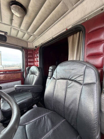 1996 Peterbilt 379