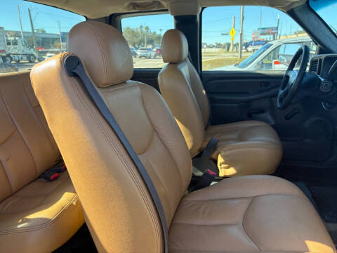 2003 Chevrolet Silverado 2500HD LS