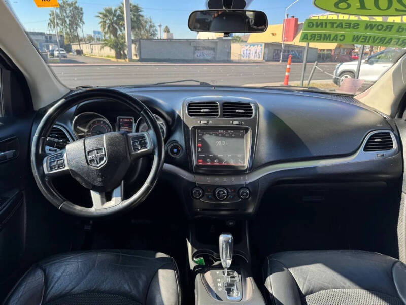 2018 Dodge Journey Crossroad