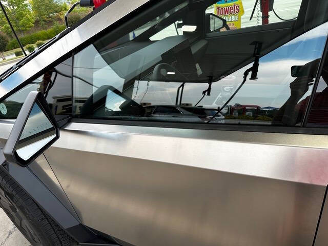 2024 Tesla Cybertruck