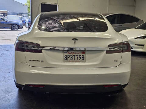 2016 Tesla Model S 70