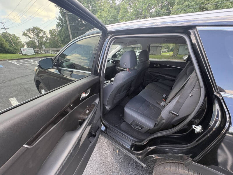 2019 Kia Sorento LX