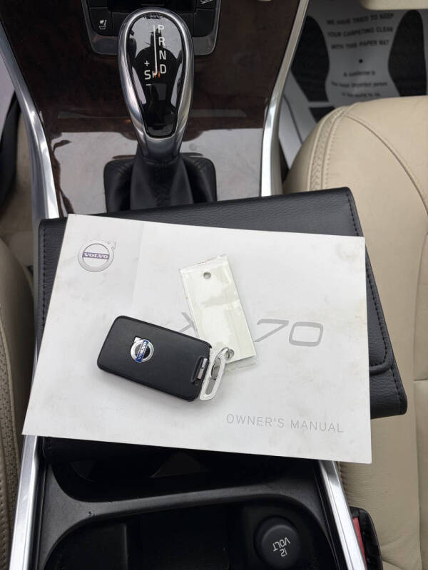 2016 Volvo XC70 T5 Premier