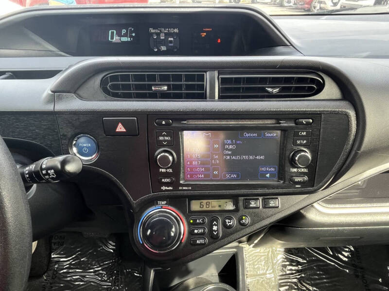 2014 Toyota Prius c One