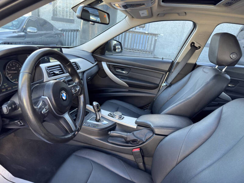 2017 BMW 3 Series 320i xDrive