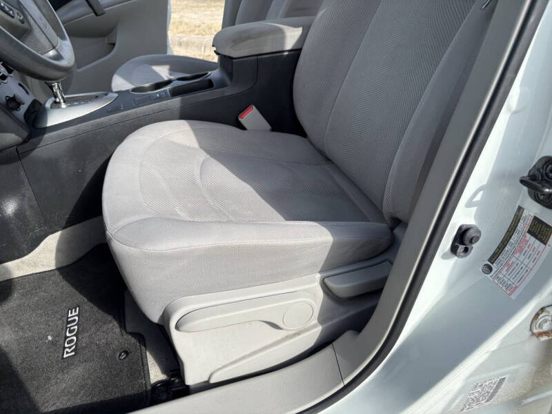 2013 Nissan Rogue S