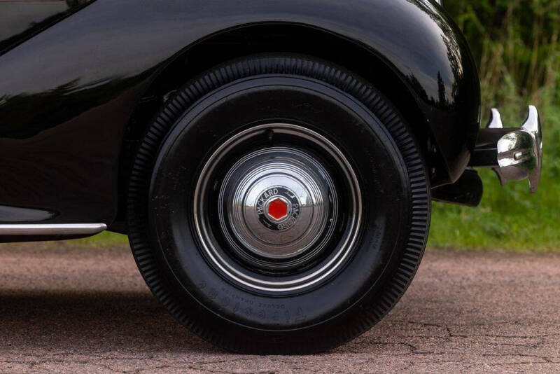 1939 Packard 120