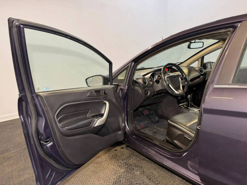 2012 Ford Fiesta SES