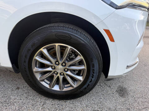 2022 Buick Enclave Essence