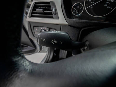 2012 BMW 3 Series 328i