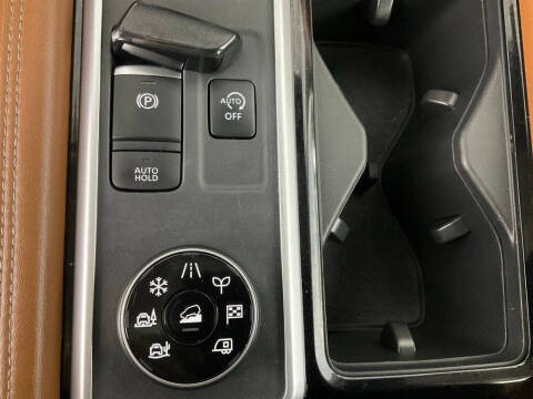 2022 Nissan Pathfinder Platinum