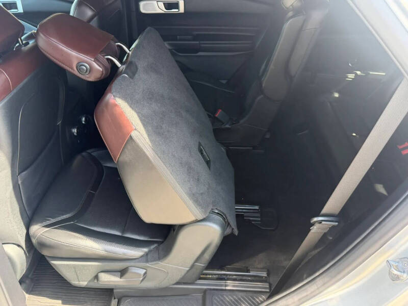 2020 Ford Explorer Platinum