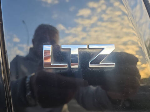 2011 Chevrolet Avalanche LTZ