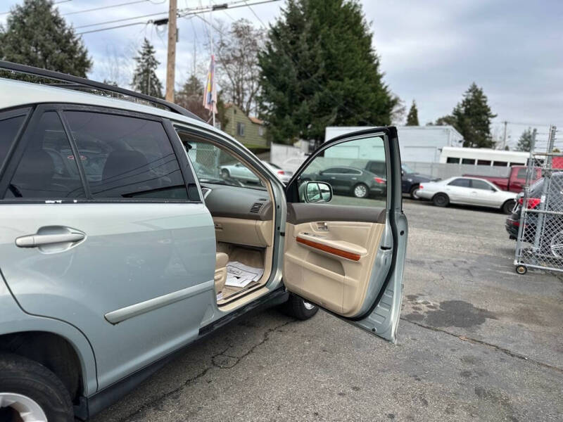 2004 Lexus RX 330