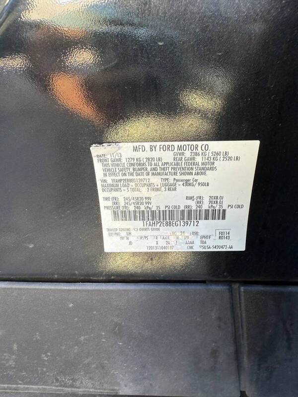 2014 Ford Taurus SEL