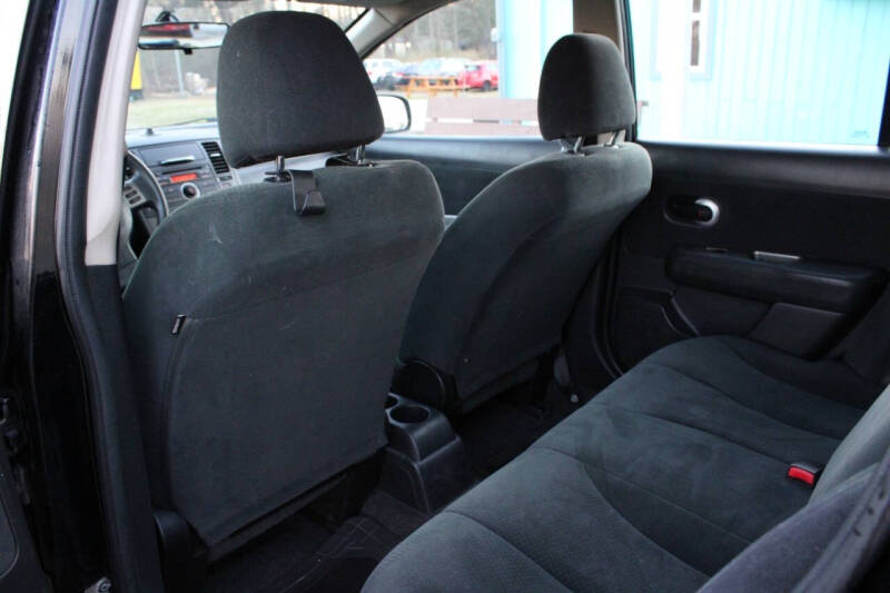 2012 Nissan Versa 1.8 S