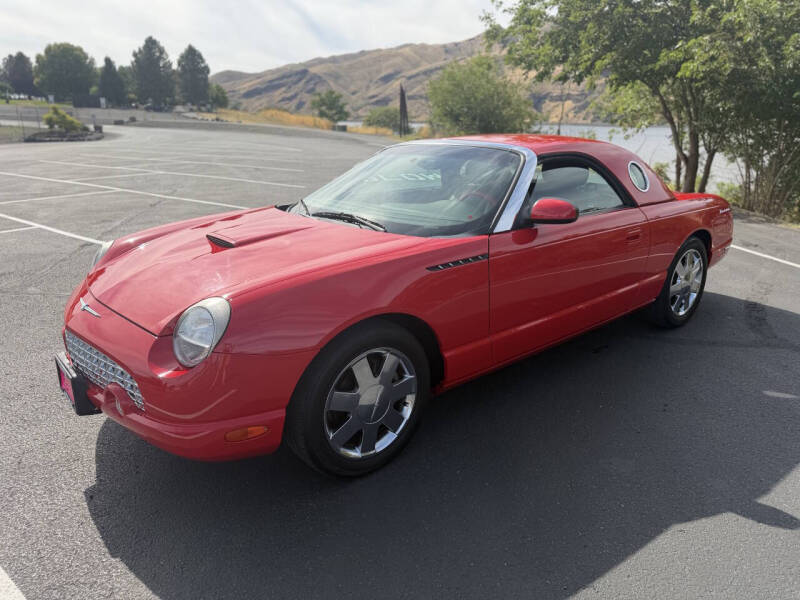 2002 Ford Thunderbird Deluxe