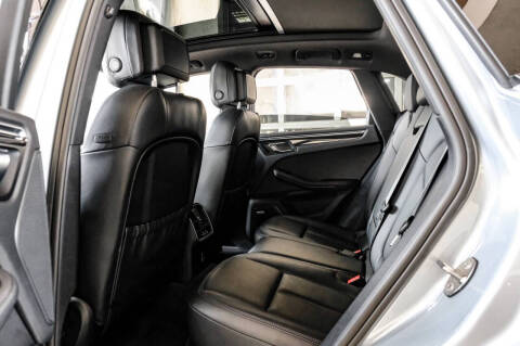 2020 Porsche Macan