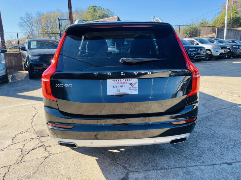 2016 Volvo XC90 T6 Momentum