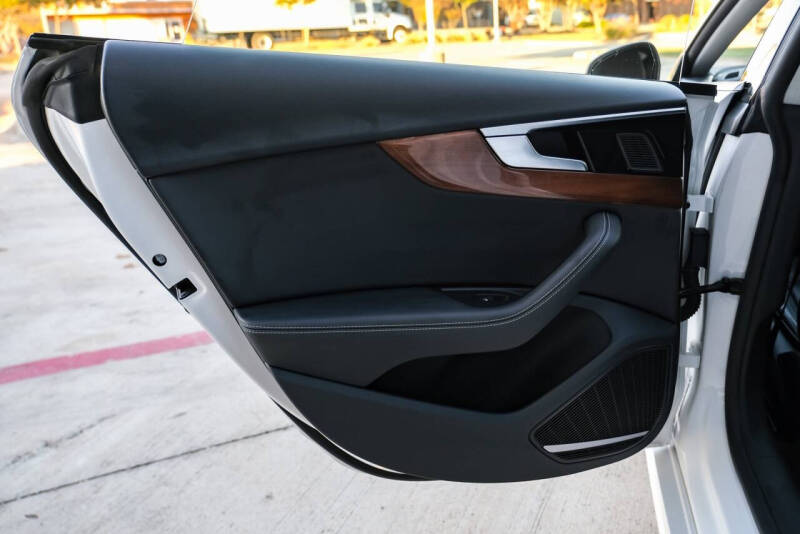 2023 Audi A5 Sportback quattro Premium Plus 40 TFSI