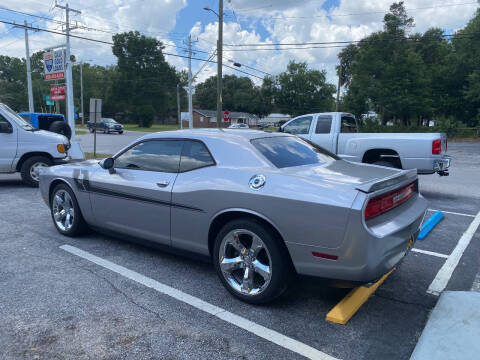 2013 Dodge Challenger SXT