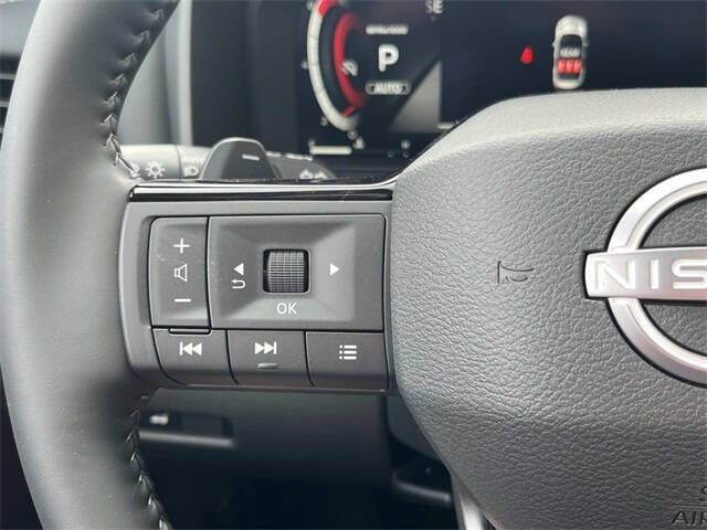 2025 Nissan Rogue SL