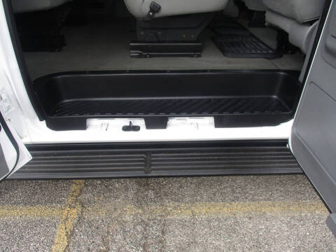 2009 Ford E-Series E-150 XLT