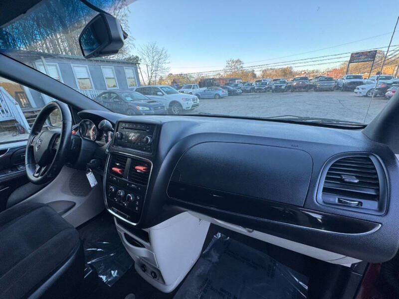 2014 Dodge Grand Caravan SE 30th Anniversary