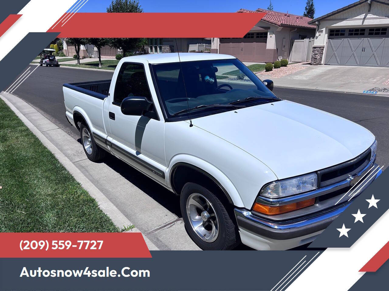 White 2000 Chevrolet S-10 LS 2dr LS Standard Cab LB 1