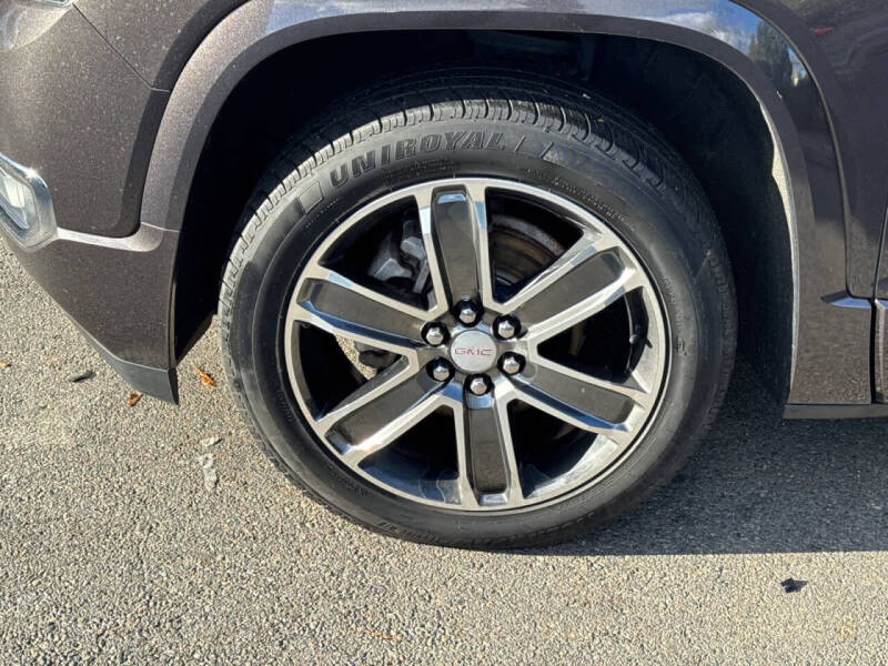 2019 GMC Acadia Denali