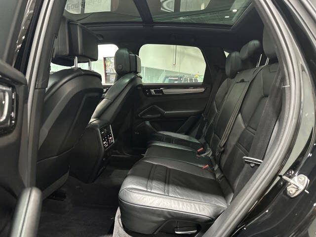 2019 Porsche Cayenne S