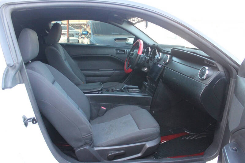 2007 Ford Mustang V6 Premium