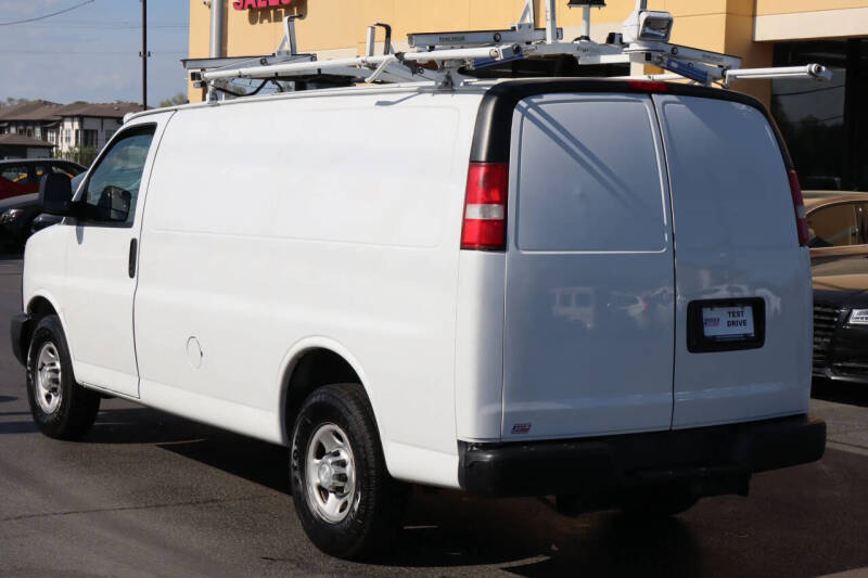 2016 Chevrolet Express 2500