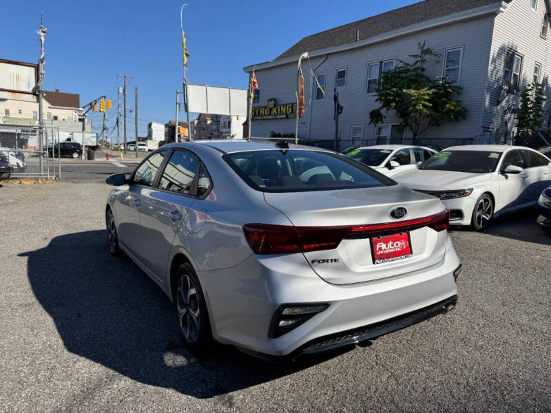 2021 Kia Forte LXS photo 5