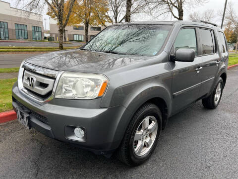 2011 Honda Pilot for sale at Apex Auto Sales in Troutdale OR