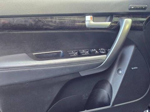 2014 Kia Sorento SX Limited