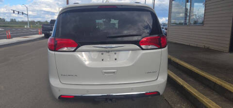 2017 Chrysler Pacifica Limited