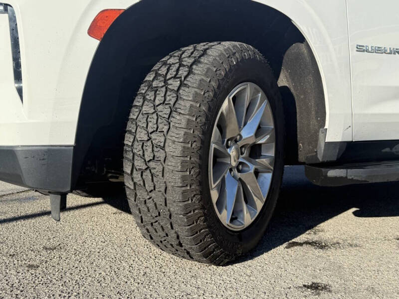 2023 Chevrolet Suburban Premier