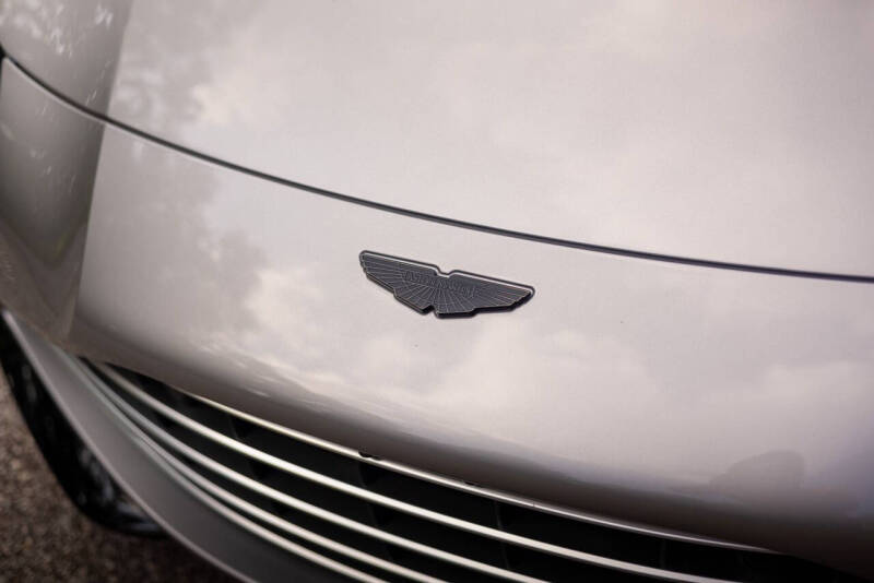 2023 Aston Martin Vantage