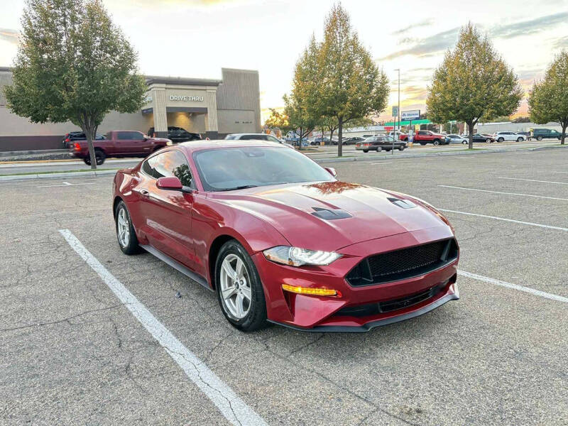 2021 Ford Mustang EcoBoost
